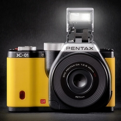 PENTAX K-01 - уникальная беззеркальная камера со сменной оптикой и необыкновенным дизайном